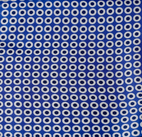 Detalle pañuelo bolsillo seda