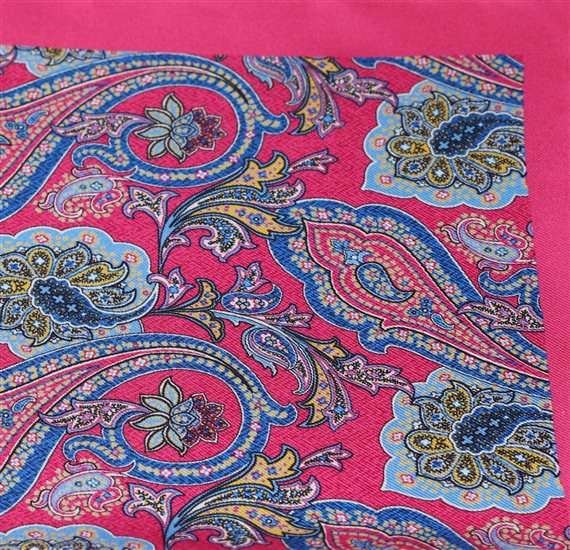 Detalle Pañuelo Seda Turín 35
