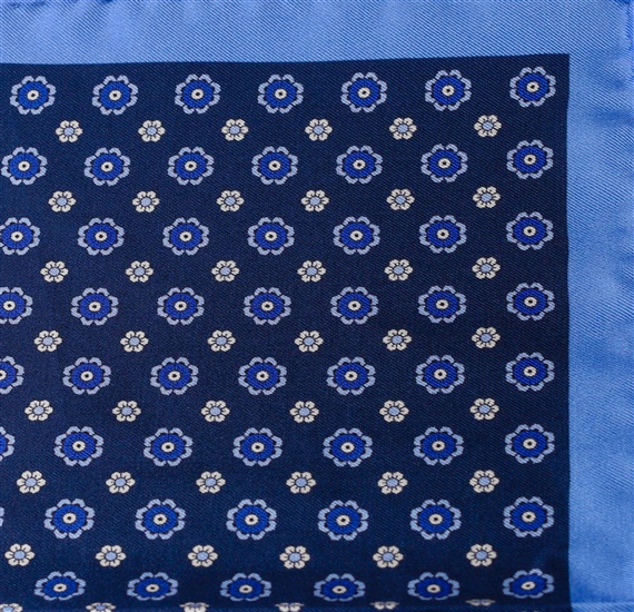 Detalle tejido pañuelo bolsillo seda