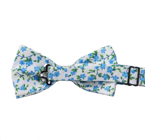 Revés pajarita blanca con flores azules