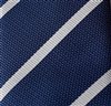 Detalle tejido corbata niño azul rayas Tintín 157