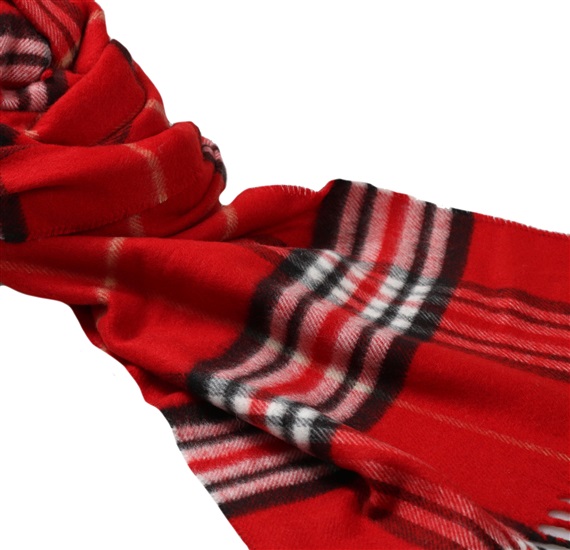 Roter Schal mit weißen Karos