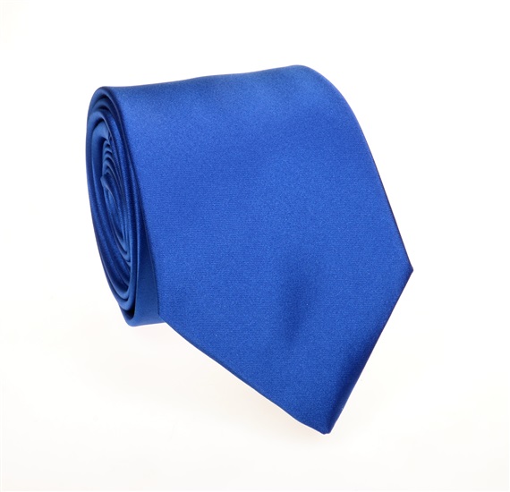 Blauer Krawatte und Einstecktuch