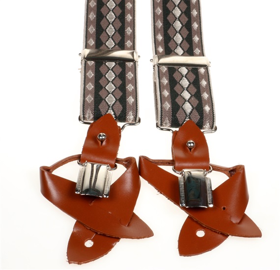 Elastische Hosenträger aus braunem Leder mit Rautenmuster