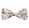Beige Fliege mit Malvenblumen
